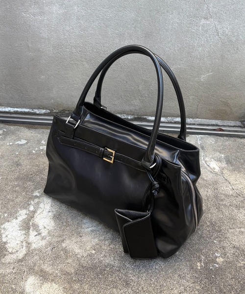 トートバッグ :「ZOZO限定」「ONOFF使用可能！A4サイズ収納可能！」ポーチ付きベルトデザインBAG レディースの画像