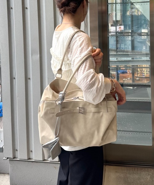 トートバッグ :「ZOZO限定」「ONOFF使用可能！A4サイズ収納可能！」ポーチ付きベルトデザインBAG レディースの画像