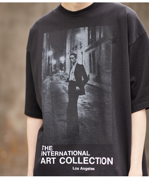 THE INTERNATIONAL ART COLLECTION tシャツ