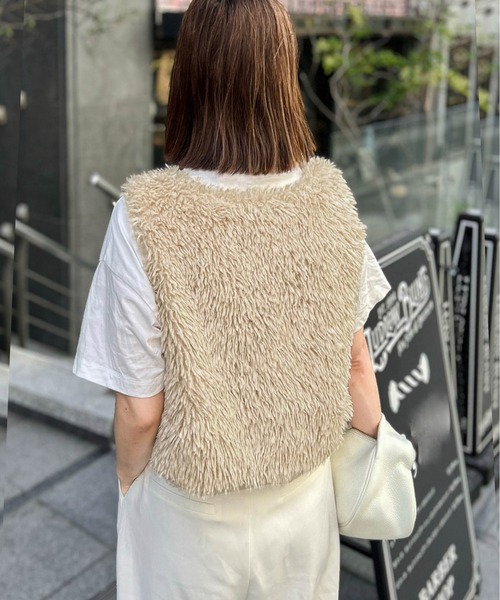 ベスト ジレ 「mikuさん×Erikaさんコラボ」ショートボアベスト