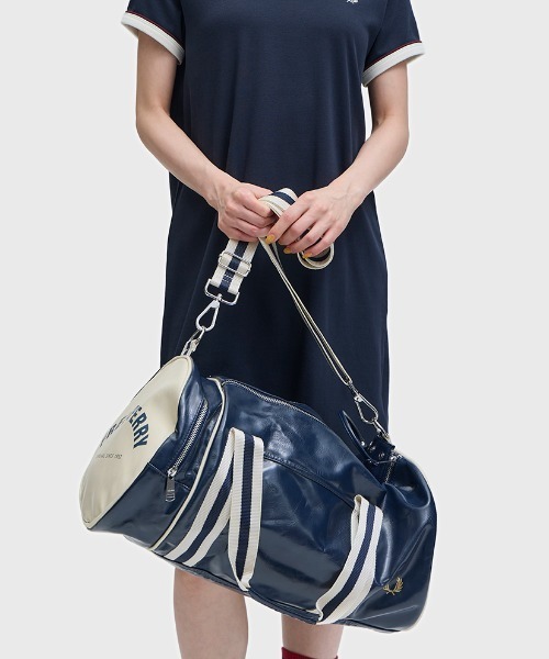 FRED PERRY（フレッドペリー） スポーツバッグ Classic Barrel Bag
