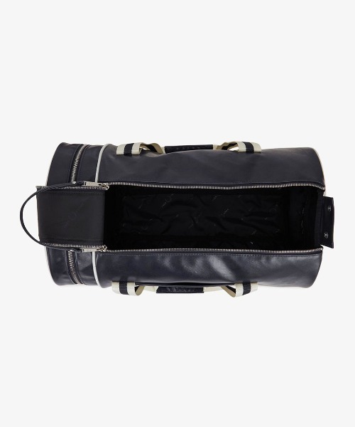 FRED PERRY スポーツバッグ Classic Barrel Bag／クラシック