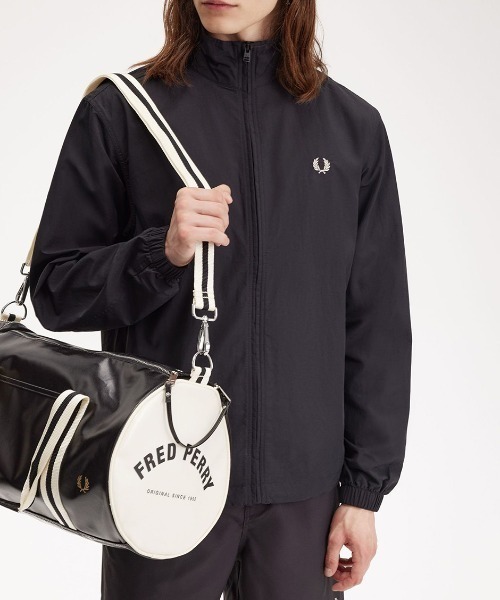 FRED PERRY（フレッドペリー） ドラムバッグ Classic Barrel Bag
