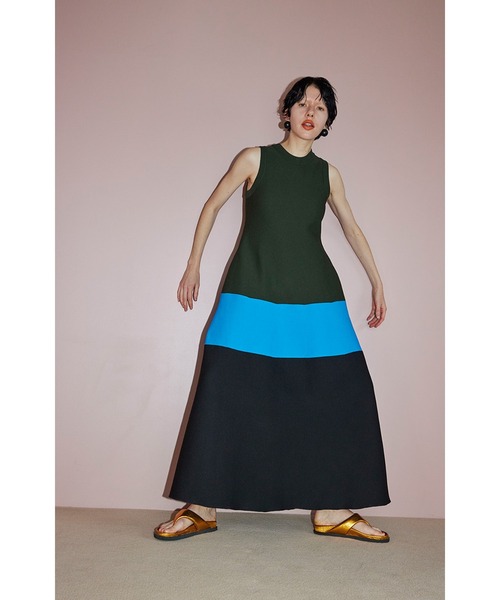 OMMO（オーエムエムオー） ワンピース TENT LINE BLOCKING KNIT OP