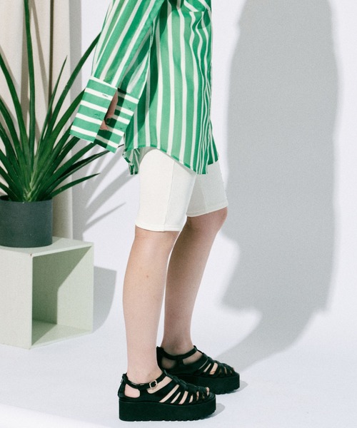 メゾンスペシャル　クロップドパンツ　新品です。 MAISON SPECIAL 「MAISON SPECIAL」 クロップドパンツ FREE