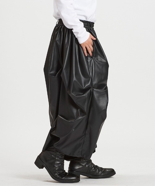 NO ID.（ノーアイディー） パンツ mp14319-シンセティックレザー