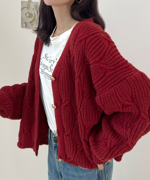 Futier Land カーディガン 上品な大人レディ。ゴールドボタンニット 