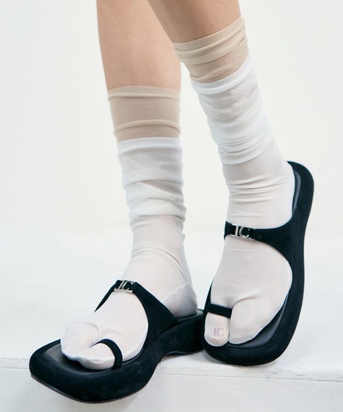 Logoサンダル LOW CLASSIC サンダル LOGO TOE LOOP FLIP FLOP レディース