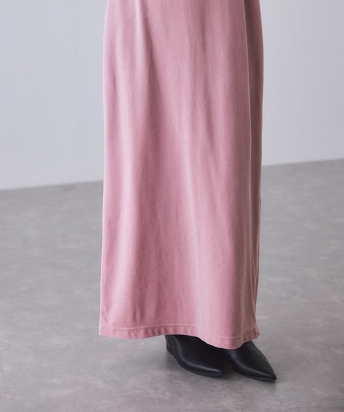 ワンピース ベロア BOTANICAL DYED DRESSの画像