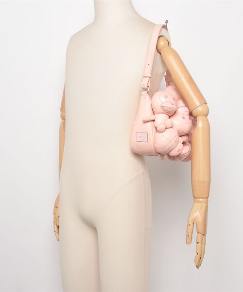 A BATHING APE BABY BABY MILOショルダーバック A BATHING APE Ladies' BABY MILO PLUSH DOLL CHAIN SHOULDER BAG