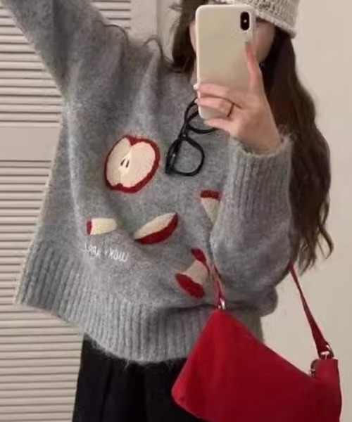 SHOUYO ニット セーター りんごモチーフふわもこニット／オフホワイト