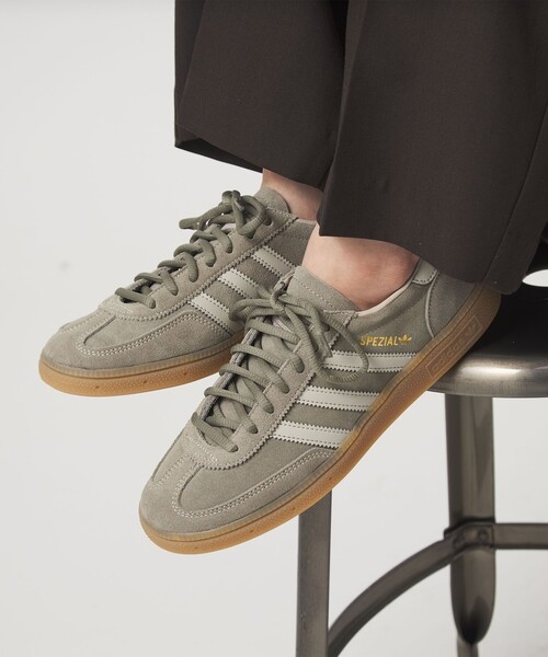値下げしました。adidas　ハンドボール　スペツィアル 楽天市場】adidas HANDBALL SPEZIAL W LUCBLU/LUCPNK/GUM4 ih5373