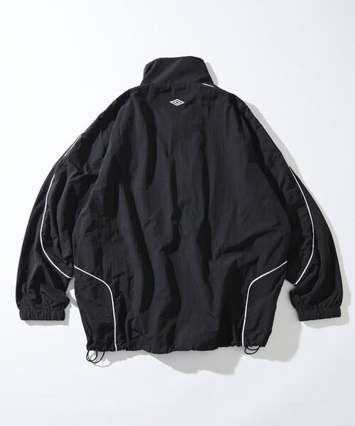 umbro（アンブロ） ナイロンブルゾン MEDIUM チャコールグレー メンズ