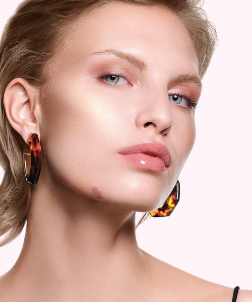 GIVENCHY BEAUTY ハイライト シェーディング プリズム・リーブル