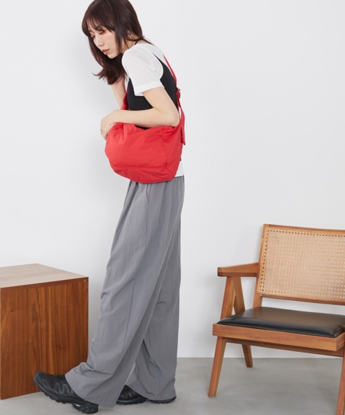   ■ CK ホリデー ラウンド ショルダーバッグ ピンク Auntie Rosa Holiday ショルダーバッグ バッグ 「軽量素材