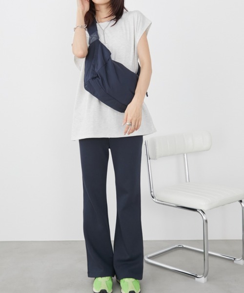   ■ CK ホリデー ラウンド ショルダーバッグ ピンク Auntie Rosa Holiday ショルダーバッグ バッグ 「軽量素材