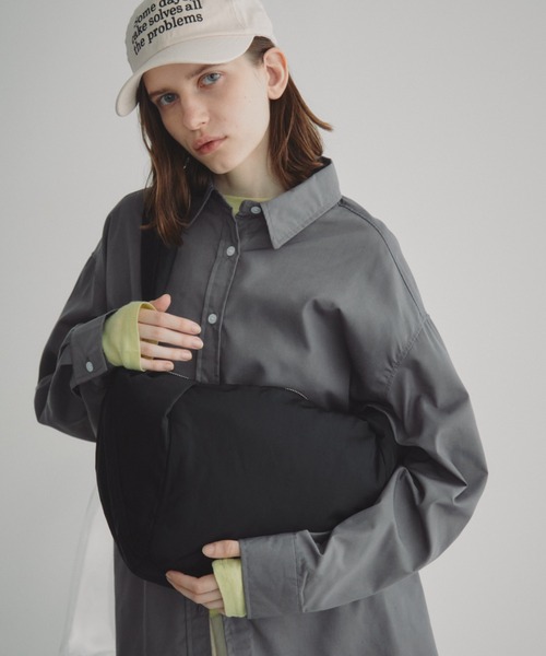 Auntie Rosa Holiday（アンティローザホリデー） ショルダーバッグ