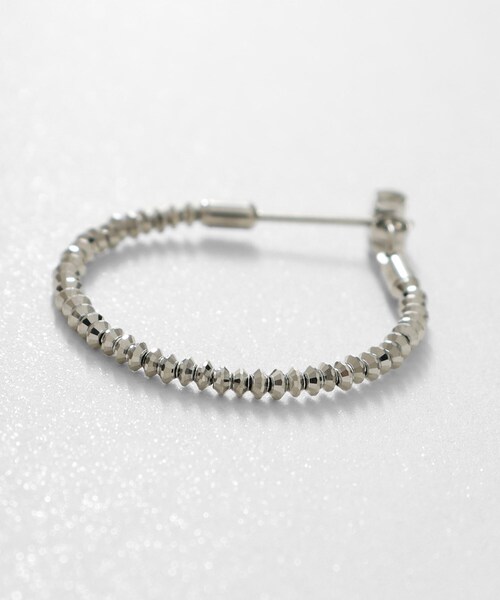 COCOSHNIK ピアス プラチナ カットビーズ フープピアス