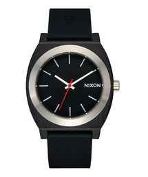 【一体何本あるの！！？】NIXON 時計 品番：A085-001 Amazon.co.jp: [ニクソン] NIXON 腕時計 51-30 CHRONO: BLACK