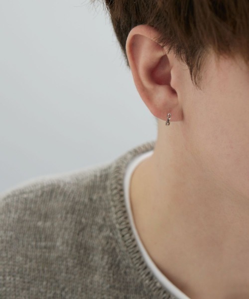 4℃ HOMME+（ヨンドシーオムプラス） ピアス プラチナ ピアス/片耳用