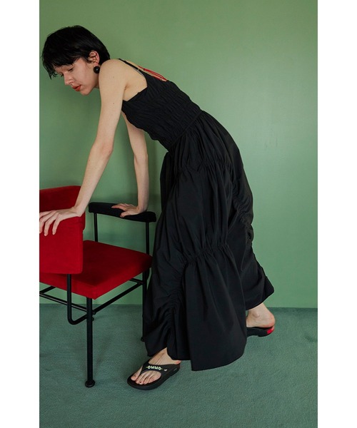 OMMO（オーエムエムオー） ワンピース IRREGULAR SHIRRING CAMI OP