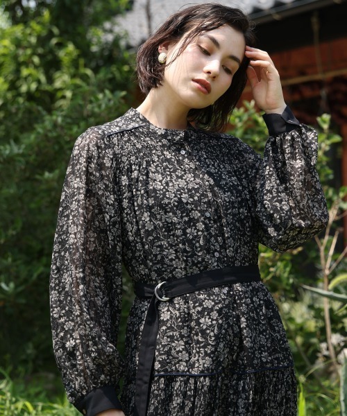 Bou Jeloud（ブージュルード） ワンピース フラワープリーツワンピース