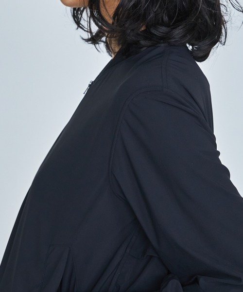 Sov. ブルゾン アウター バックフリルショートブルゾン レディース