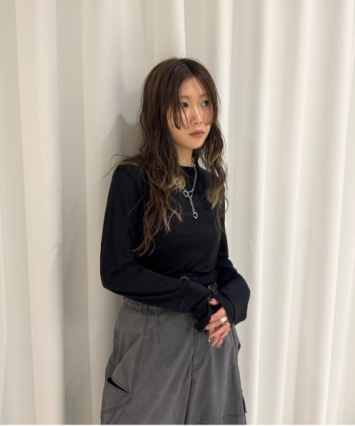 Ameri（アメリ） tシャツ 「ZOZOTOWN限定」TURN OVER DETAIL TOP