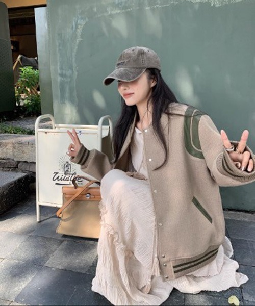 「ALL RUNS」 スタジャン M ベージュ レディース_画像4