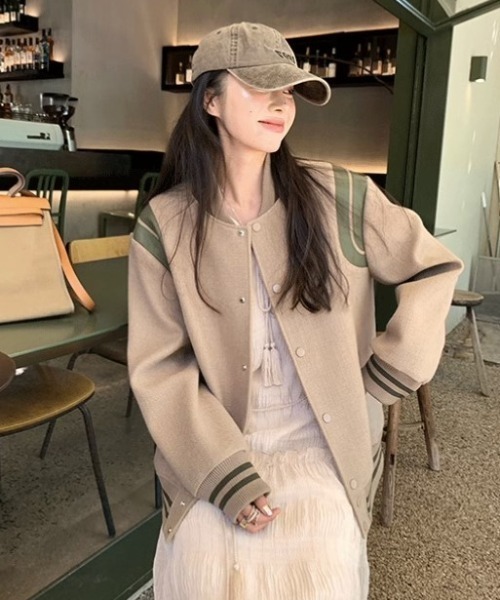 「ALL RUNS」 スタジャン M ベージュ レディース_画像8