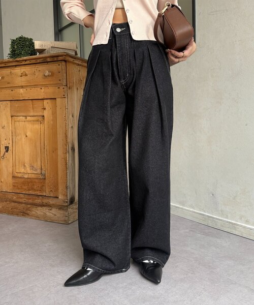 Thevon（ゼヴォン） ジーンズ デニム デニムパンツ 2タックデニム