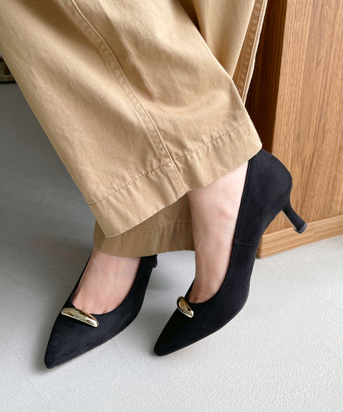 LE TALON（ル タロン） パンプス 6.5cmポインテッドメタルモチーフ