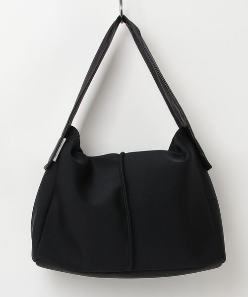 kawakawaカワカワトートバッグ　ビックジップ　黒廃盤商品 3036003627309190_01_9325w.jpeg