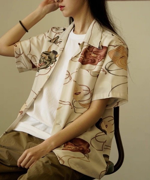tシャツ ヴィンテージライク 和柄ジャパニーズマスクプリント オープンカラーシャツ メンズの画像