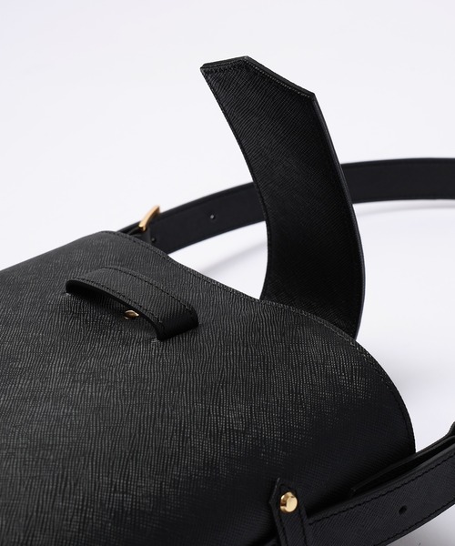 CULLNI（クルニ） ショルダーバッグ Leather Flap Bucket Bag メンズ