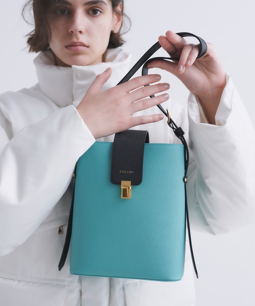 新品送料込【CULLNI】ショルダーバッグ　定価27500円 CULLNI（クルニ） ショルダーバッグ Leather Flap Bucket Bag メンズ