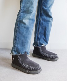 ミネトンカ（MINNETONKA）/ステッチ ショートボアブーツ スエード 24M07 Minnetonka（ミネトンカ） ブーツ MINNETONKA（ミネトンカ） / ニット