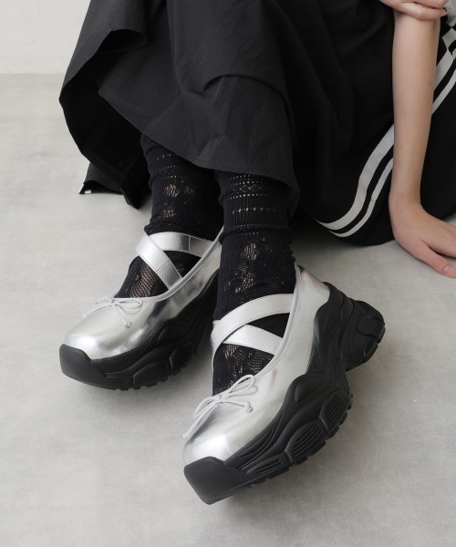 DEMETER（デメテル） パンプス 厚底 スニーカーライク クロスゴム