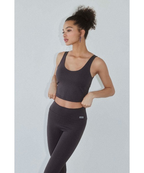 タンクトップ ノースリーブ Wellness Padded Cropped Tank Top /UVカットパッドinタンク レディース