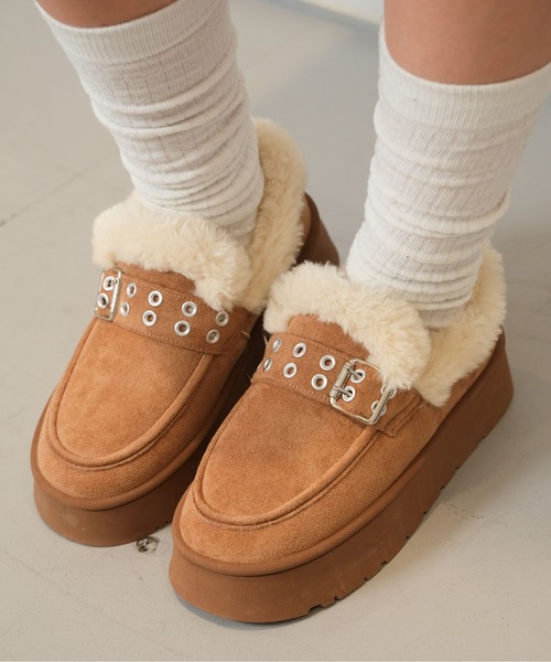 【極美品】CHANEL チェーン ムートンブーツ シルバーCC クレープソール sedacle girl（セダクルガール） ショート ムートン ブーツ バックル