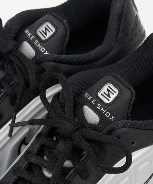 NIKE（ナイキ） スニーカー 「NIKE/ナイキ」ナイキ ショックス R4