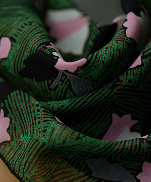 「ear PAPILLONNER」 スカーフ FREE ブラック レディース_画像3