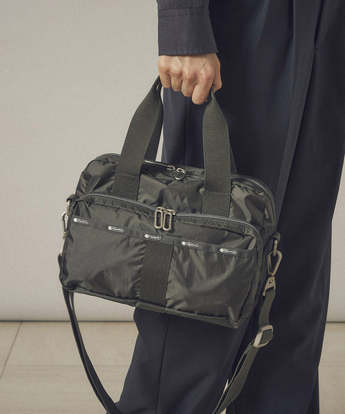 lesportsac エッセンシャルシリーズ Metroコンバーチブル ブラック 2025年最新】Metro convertibleの人気アイテム - メルカリ