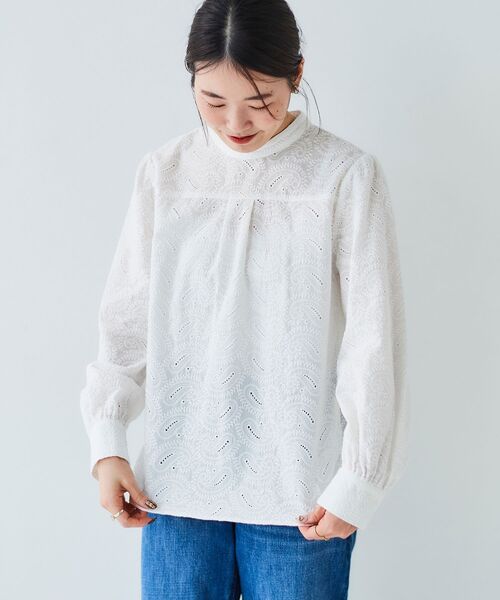 ブラウス シャツ ペイズリー刺繍ハイネックブラウス レディース