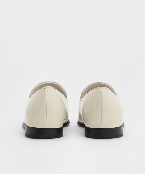 CHARLES ＆ KEITH（チャールズ&キース） ローファー アーモンドトゥ