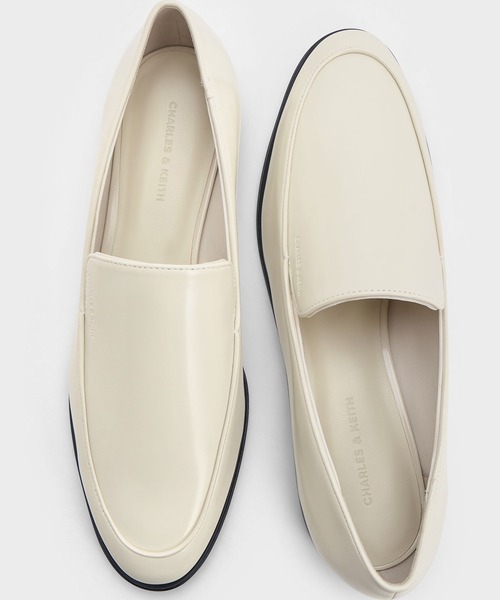 CHARLES ＆ KEITH（チャールズ&キース） ローファー アーモンドトゥ