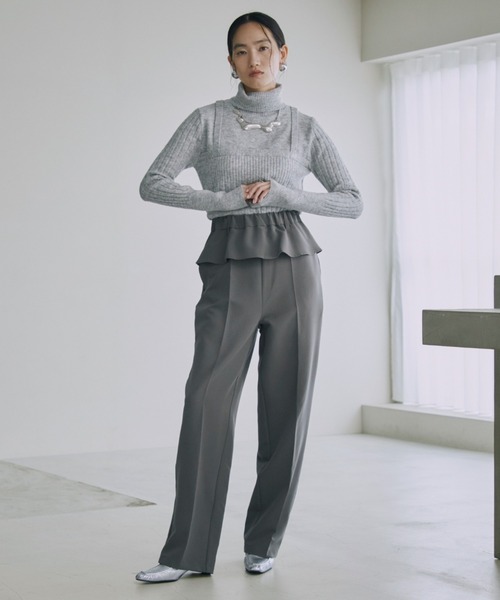 DIESEL美品　レディーススラックス スラックス パンツ エステルカルゼ センタープリーツワイド