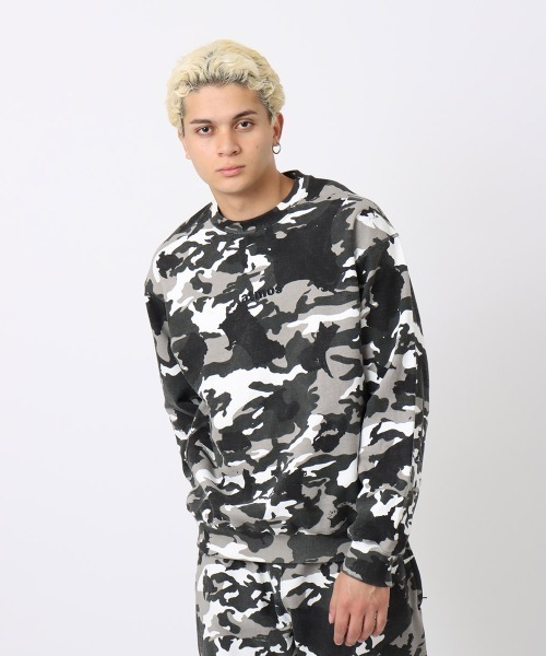 atmos 迷彩柄 トレーナー Mサイズ atmos 迷彩柄 トレーナー Mサイズ