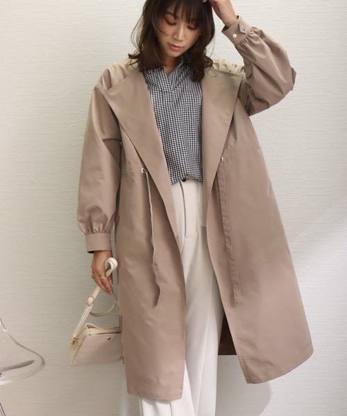 【新品】DRWCYS フード付き ベージュ ウエスト紐ロングコート 女優襟 付け襟 ハイウエストフレアコート｜JENNE(ジェンヌ)公式通販