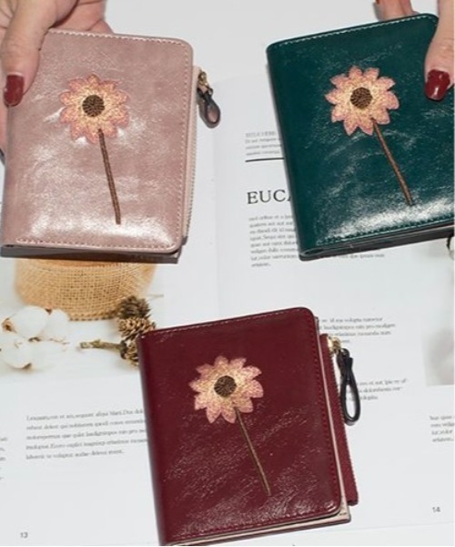 2点セット　エーテル　チェーンショルダーバッグ　二つ折り財布　ミニバッグ　花柄 土屋鞄製造所が展開する「花」をモチーフにしたレザーブランドAETHER